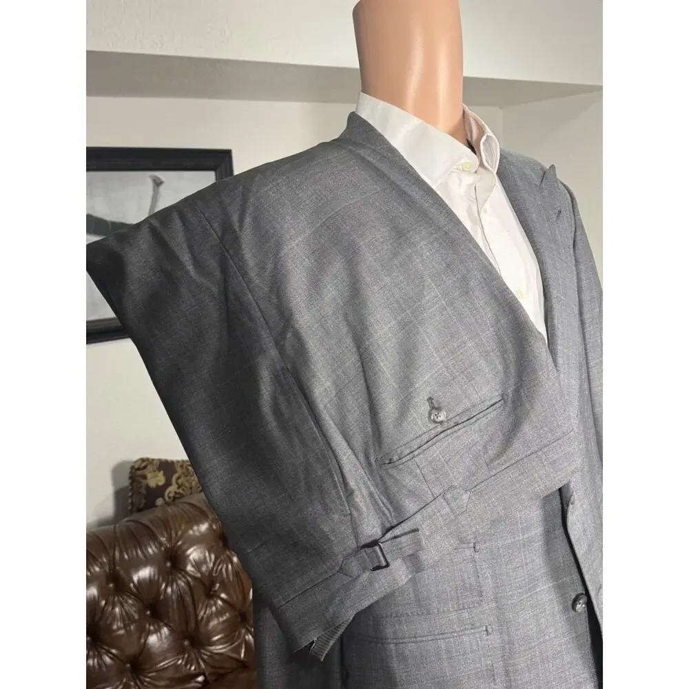 Tom Ford Gray Peak Lapel 2pc Suit 50EU 40R US men's 35x29 inseam Wool  Italy